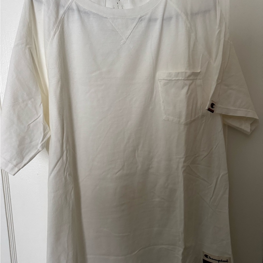 Champion Men’s Off-White Short Sleeve Pocket Tee